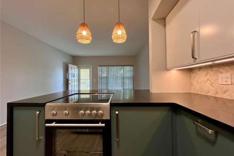 Купить кондоминиум в Клируотер, Флорида 4 комнаты, 74.32м2, № 1813228 - фото 14