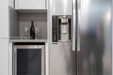Copropriété à vendre à Hollywood, Floride: 2 chambres, 117.99 m2 № 1692997 - photo 7