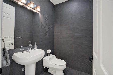 Купить виллу или дом в Холливуд, Флорида 3 спальни, 200.95м2, № 2051993 - фото 22