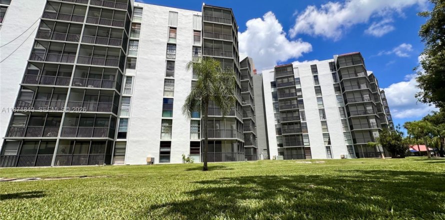 Condo in Aventura, Florida, 1 bedroom  № 2083899