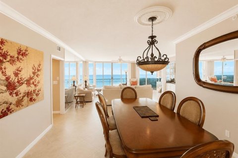Condominio en venta en Jensen Beach, Florida, 3 dormitorios, 179.21 m2 № 2200890 - foto 10