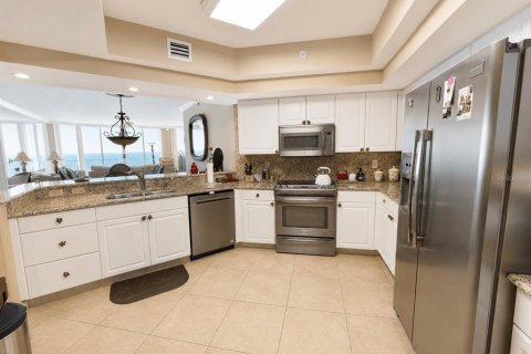 Condominio en venta en Jensen Beach, Florida, 3 dormitorios, 179.21 m2 № 2200890 - foto 15