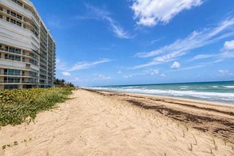 Condominio en venta en Jensen Beach, Florida, 3 dormitorios, 179.21 m2 № 2200890 - foto 3