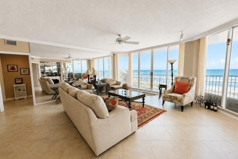 Condominio en venta en Jensen Beach, Florida, 3 dormitorios, 179.21 m2 № 2200890 - foto 7