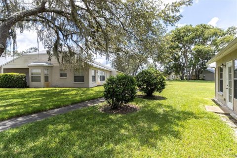 Condo in New Port Richey, Florida, 2 bedrooms  № 1873177 - photo 28