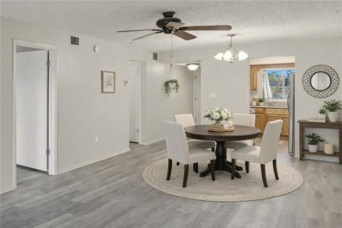 Condo in Bradenton, Florida, 2 bedrooms  № 2094376 - photo 4
