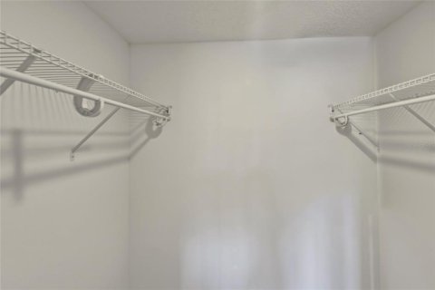 Condo in Bradenton, Florida, 2 bedrooms  № 2094376 - photo 18