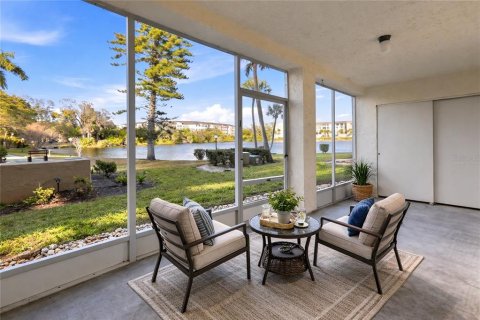 Condo in Bradenton, Florida, 2 bedrooms  № 2094376 - photo 7