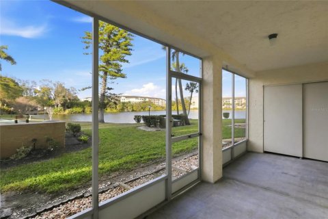 Condo in Bradenton, Florida, 2 bedrooms  № 2094376 - photo 25