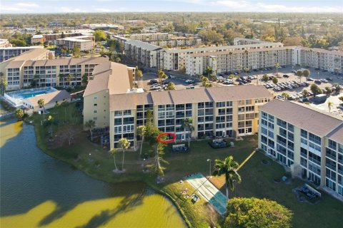 Condo in Bradenton, Florida, 2 bedrooms  № 2094376 - photo 30