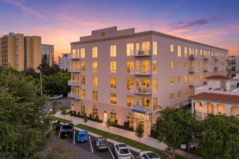 Condo in Saint Petersburg, Florida, 2 bedrooms  № 2308795 - photo 22