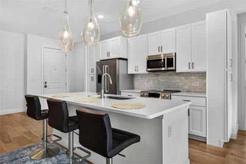 Condo in Saint Petersburg, Florida, 2 bedrooms  № 2308795 - photo 23