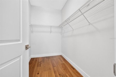 Condo in Saint Petersburg, Florida, 2 bedrooms  № 2308795 - photo 14