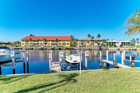 Condo in Punta Gorda, Florida, 2 bedrooms  № 1549263 - photo 29