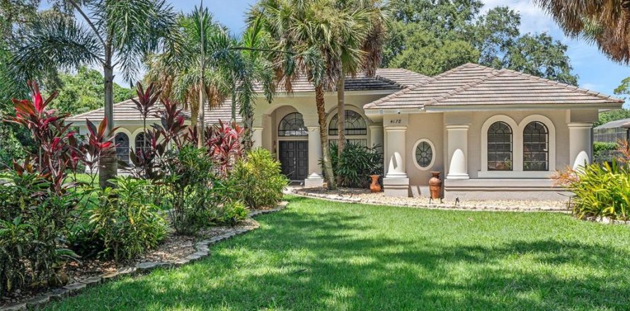 Casa en Orlando, Florida 4 dormitorios, 232.26 m2 № 1907448
