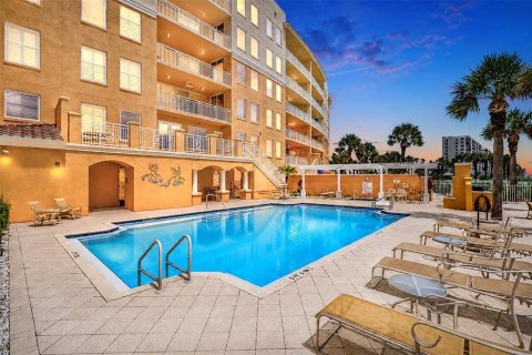 Copropriété à vendre à Madeira Beach, Floride: 3 chambres, 256.41 m2 № 2342483 - photo 9