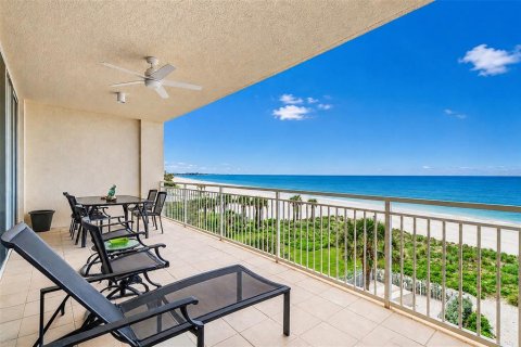 Copropriété à vendre à Madeira Beach, Floride: 3 chambres, 256.41 m2 № 2342483 - photo 23