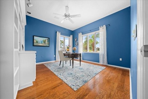 Casa en venta en Spring Hill, Florida, 4 dormitorios, 291.06 m2 № 1765977 - foto 21