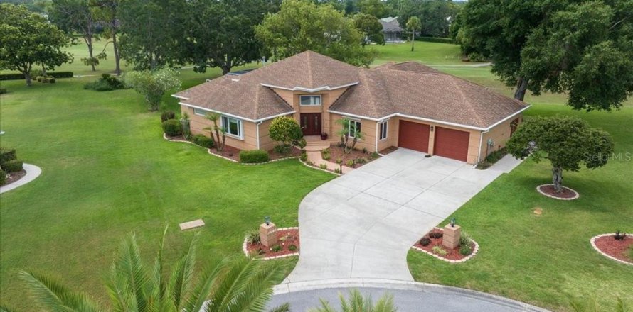 Casa en Spring Hill, Florida 4 dormitorios, 291.06 m2 № 1765977