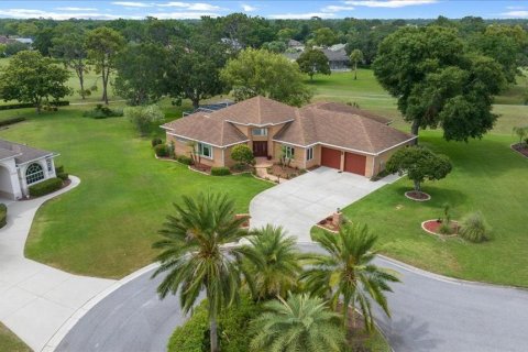 Casa en venta en Spring Hill, Florida, 4 dormitorios, 291.06 m2 № 1765977 - foto 3