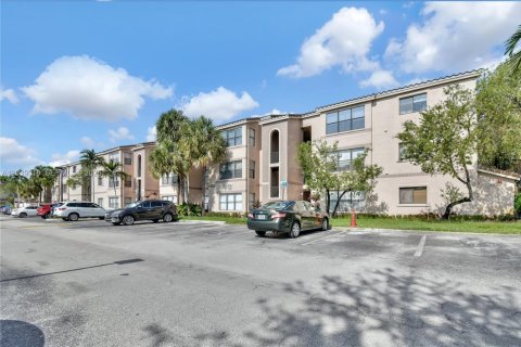 Condo in Davie, Florida, 1 bedroom  № 2274724 - photo 2