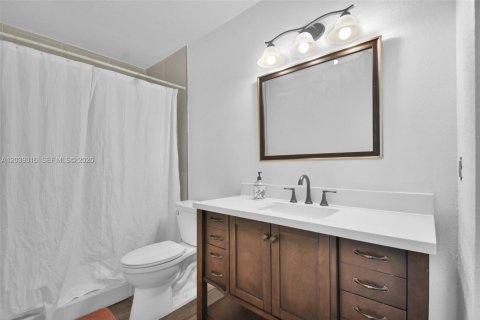 Condo in Davie, Florida, 1 bedroom  № 2274724 - photo 19