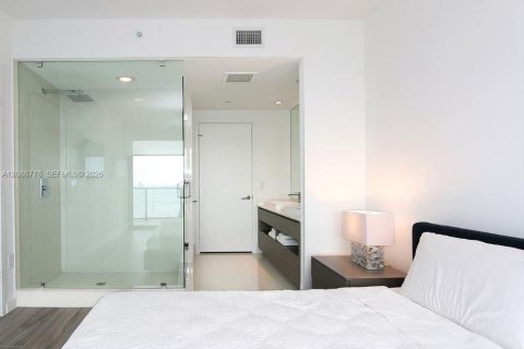 Copropriété à louer à Miami, Floride: 2 chambres, 102.84 m2 № 2363413 - photo 14