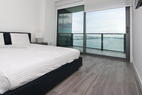 Copropriété à louer à Miami, Floride: 2 chambres, 102.84 m2 № 2363413 - photo 15