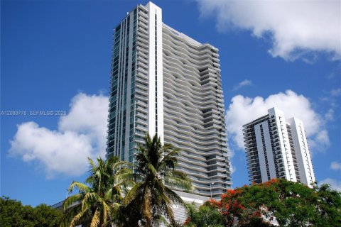 Condo à Miami, Floride, 2 chambres  № 2363413