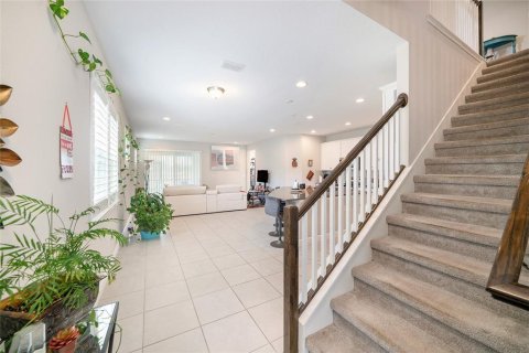 Townhouse in Oldsmar, Florida 4 bedrooms, 240.34 sq.m. № 1824631 - photo 11