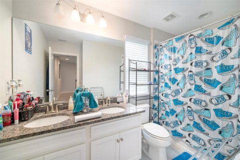 Townhouse in Oldsmar, Florida 4 bedrooms, 240.34 sq.m. № 1824631 - photo 23