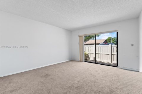 Купить виллу или дом в Маргит, Флорида 2 спальни, 96.43м2, № 2055368 - фото 30