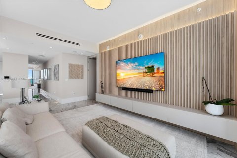 Купить кондоминиум в Санни-Айлс-Бич, Флорида 3 спальни, 286.14м2, № 2022735 - фото 29