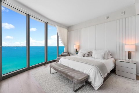 Купить кондоминиум в Санни-Айлс-Бич, Флорида 3 спальни, 286.14м2, № 2022735 - фото 7