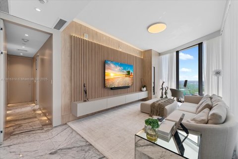 Купить кондоминиум в Санни-Айлс-Бич, Флорида 3 спальни, 286.14м2, № 2022735 - фото 28