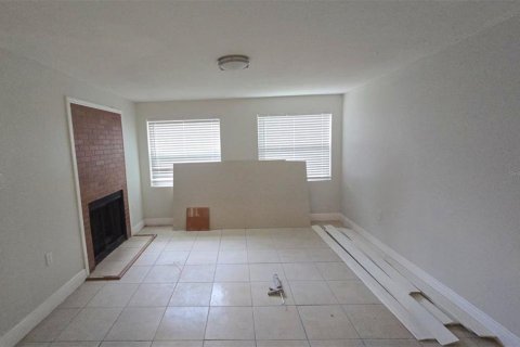 House in Orlando, Florida 4 bedrooms, 160.26 sq.m. № 1808512 - photo 4