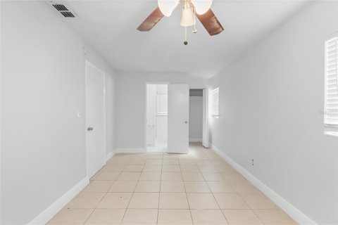 House in Orlando, Florida 4 bedrooms, 160.26 sq.m. № 1808512 - photo 23