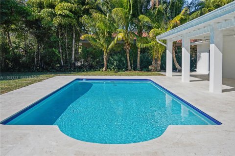 Villa ou maison à vendre à Pinecrest, Floride: 4 chambres, 220.36 m2 № 2169354 - photo 7