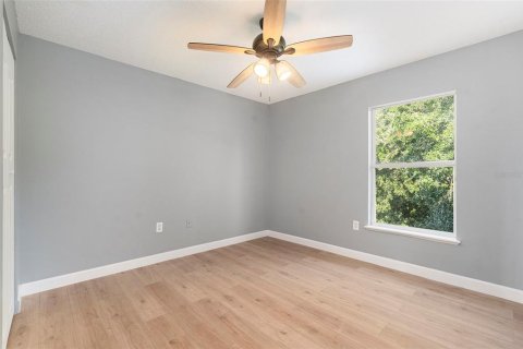 House in Wesley Chapel, Florida 4 bedrooms, 204.38 sq.m. № 1649776 - photo 26