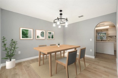 House in Wesley Chapel, Florida 4 bedrooms, 204.38 sq.m. № 1649776 - photo 12