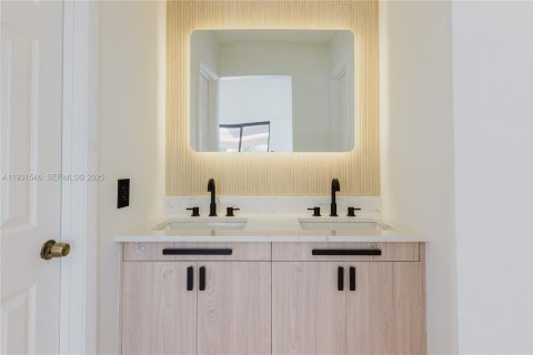 Villa ou maison à vendre à Homestead, Floride: 3 chambres, 110.65 m2 № 1992601 - photo 15