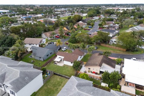 Villa ou maison à vendre à Homestead, Floride: 3 chambres, 110.65 m2 № 1992601 - photo 30