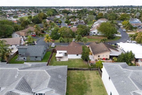 Villa ou maison à vendre à Homestead, Floride: 3 chambres, 110.65 m2 № 1992601 - photo 29