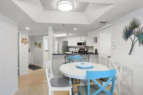 Copropriété à louer à St. Lucie, Floride: 2 chambres, 110.27 m2 № 2078719 - photo 5