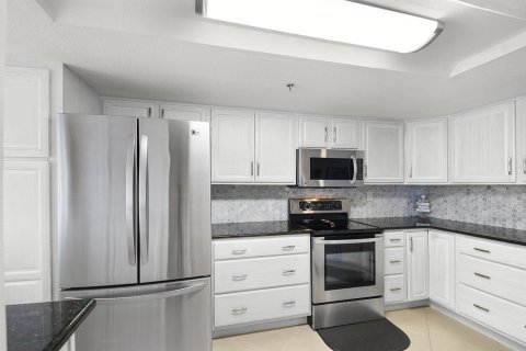 Copropriété à louer à St. Lucie, Floride: 2 chambres, 110.27 m2 № 2078719 - photo 2