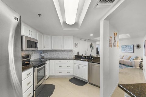 Copropriété à louer à St. Lucie, Floride: 2 chambres, 110.27 m2 № 2078719 - photo 3