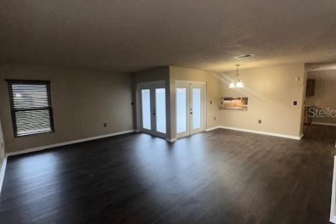 Touwnhouse à louer à Kissimmee, Floride: 3 chambres, 147.34 m2 № 2095612 - photo 2
