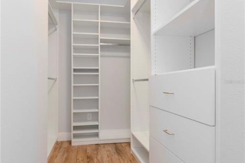 Copropriété à louer à Tampa, Floride: 2 chambres, 98.38 m2 № 2400356 - photo 11