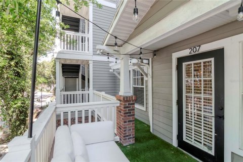 Copropriété à louer à Tampa, Floride: 2 chambres, 98.38 m2 № 2400356 - photo 2