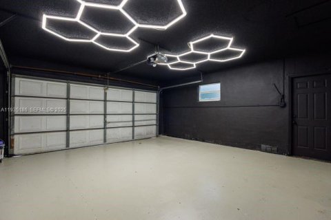 Casa en venta en Margate, Florida, 3 dormitorios, 144.28 m2 № 1993328 - foto 10